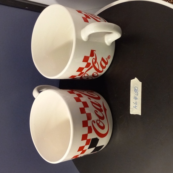 Vintage Coca Cola Collectibles Coffe Mug Set of 2 - Picture 7 of 7